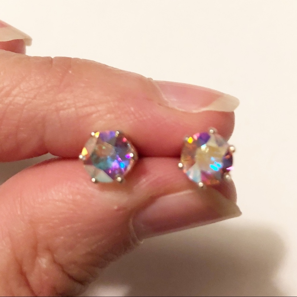 ⭐️Crystal Stud Earrings-AB ⭐️